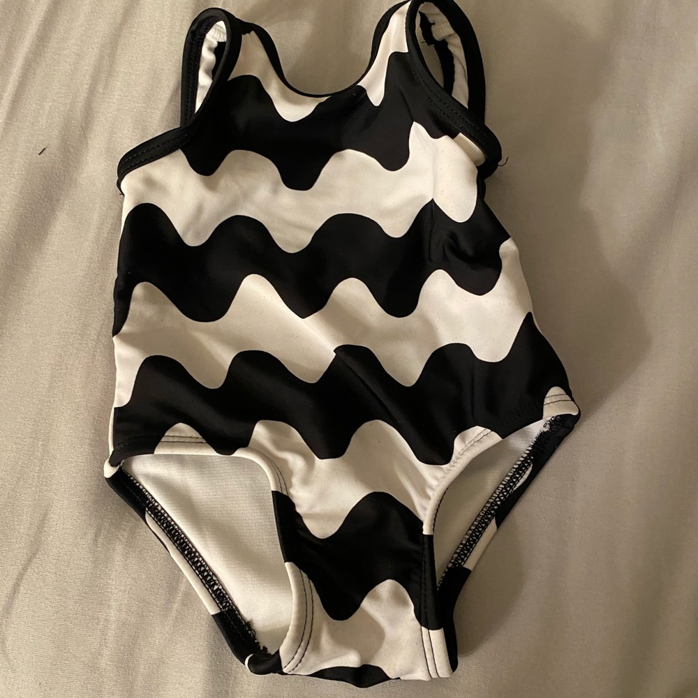 Baby/infant bathing suit.